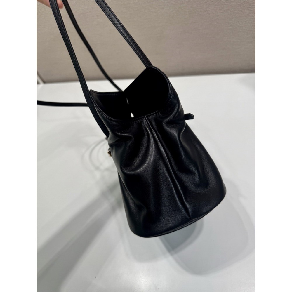 Prada Dada small shoulder bag 25x17.5x11.5cm  Bags