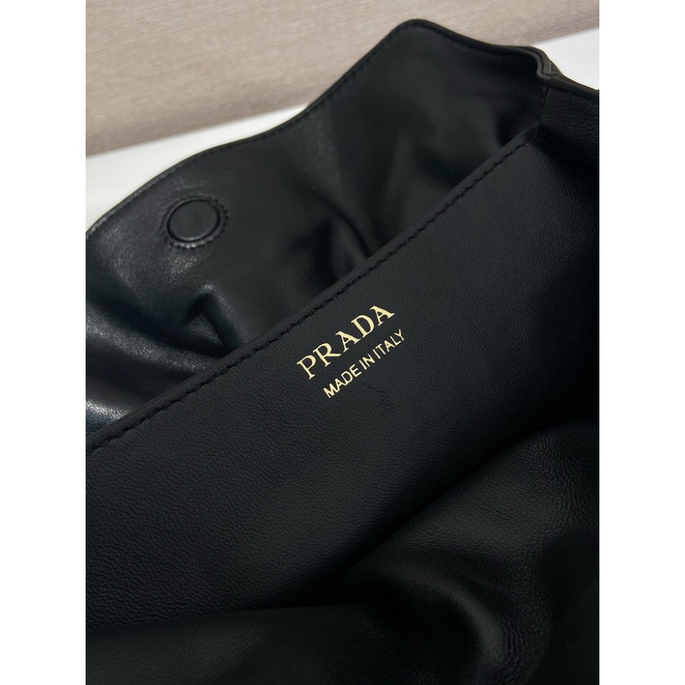 Prada Dada small shoulder bag 25x17.5x11.5cm  Bags