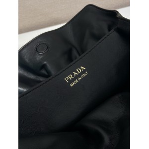 Prada Dada small shoulder bag 25x17.5x11.5cm  Bags