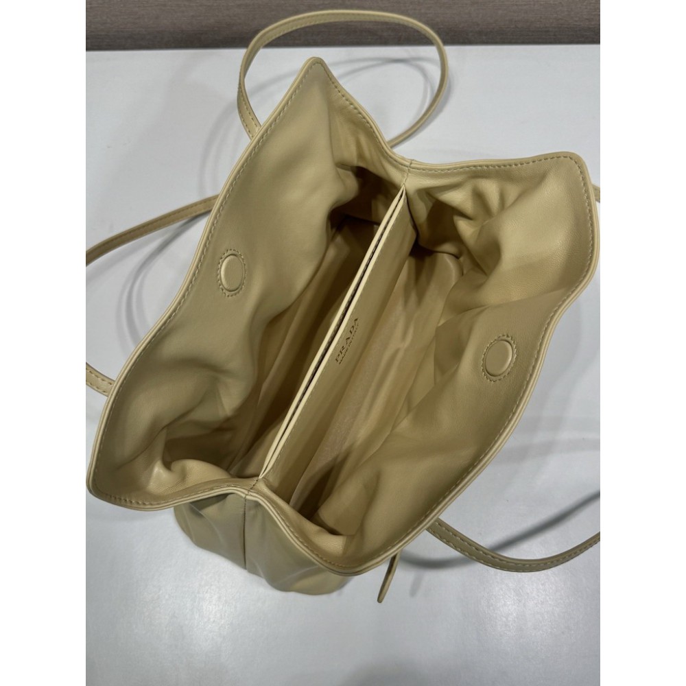 Prada Dada small shoulder bag 25x17.5x11.5cm  Bags