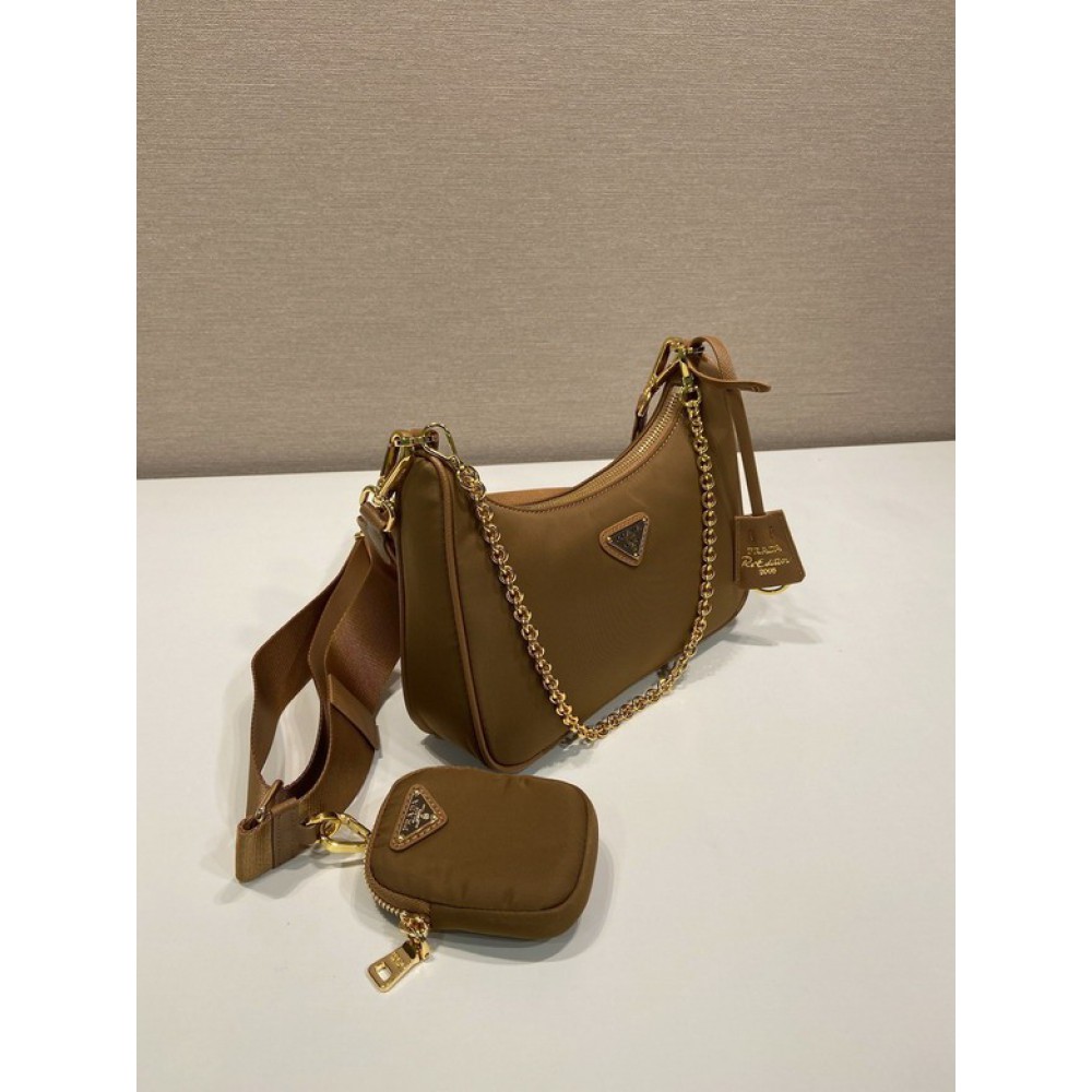 Prada Re-edition 2005 nylon 22x12x6 5cm Bags