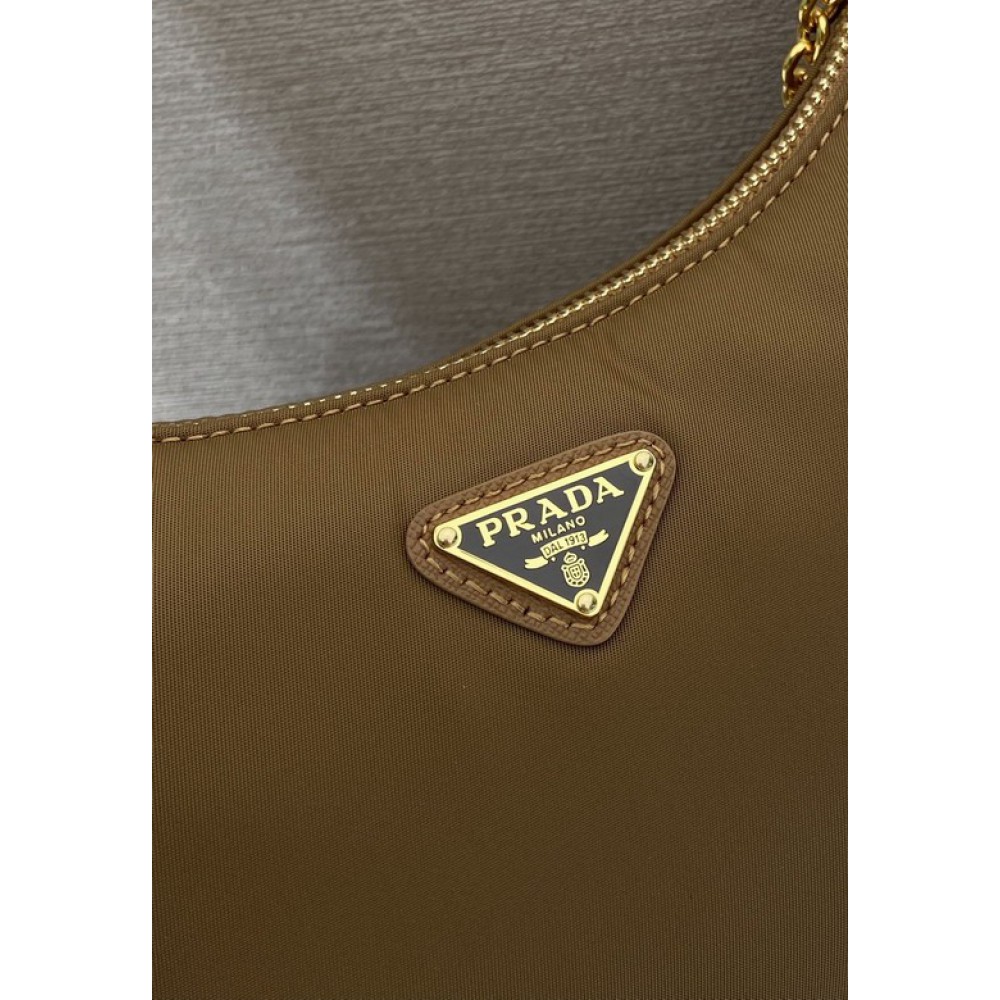 Prada Re-edition 2005 nylon 22x12x6 5cm Bags