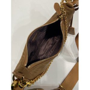 Prada Re-edition 2005 nylon 22x12x6 5cm Bags