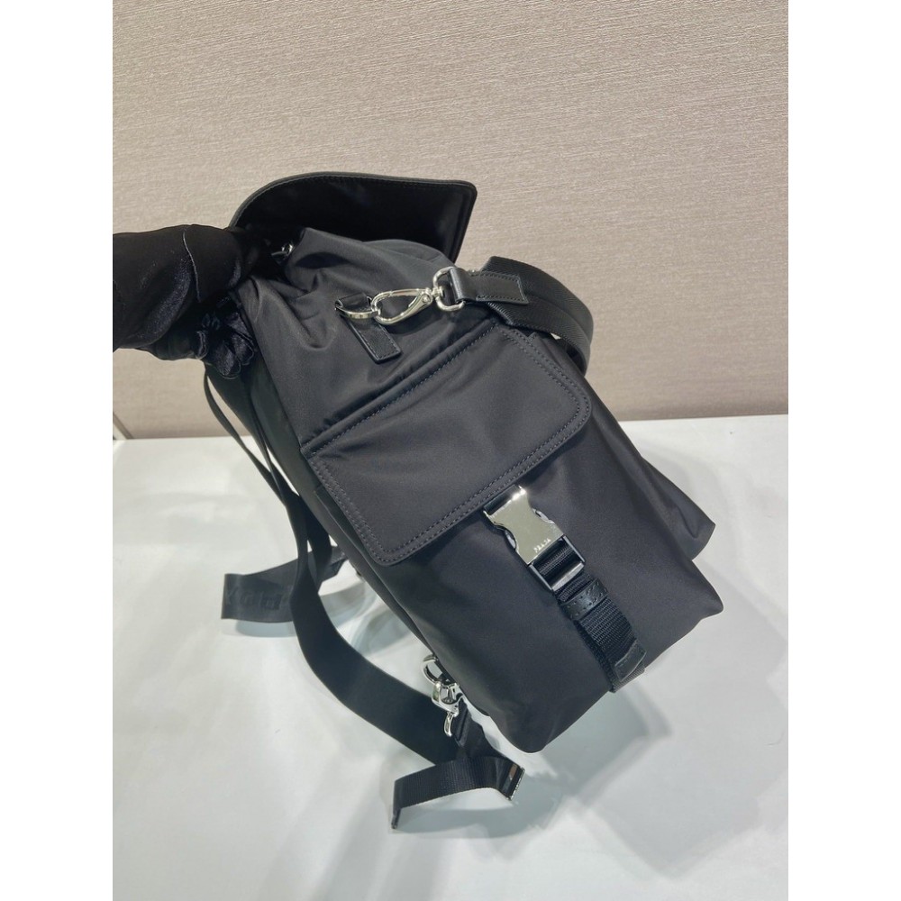 Prada backpack 30x43x13cm Bags