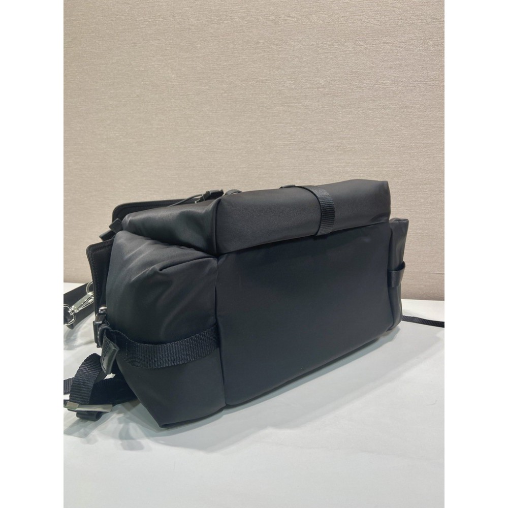 Prada backpack 30x43x13cm Bags