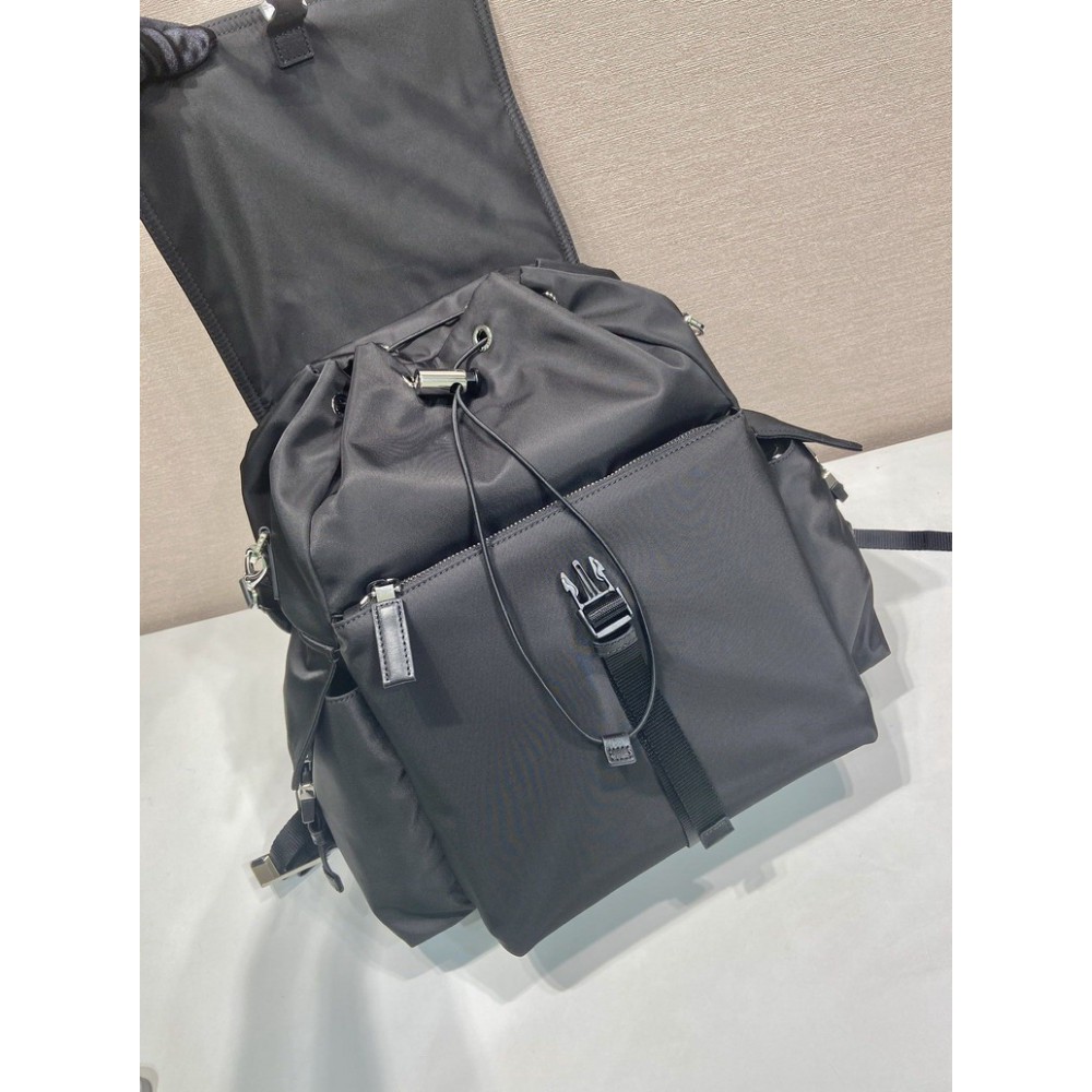 Prada backpack 30x43x13cm Bags