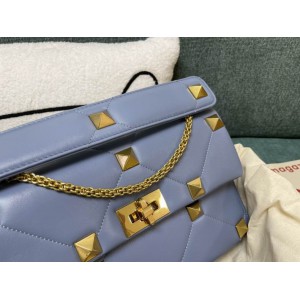 Valentino Roman stud bag 24x16cm  Bags