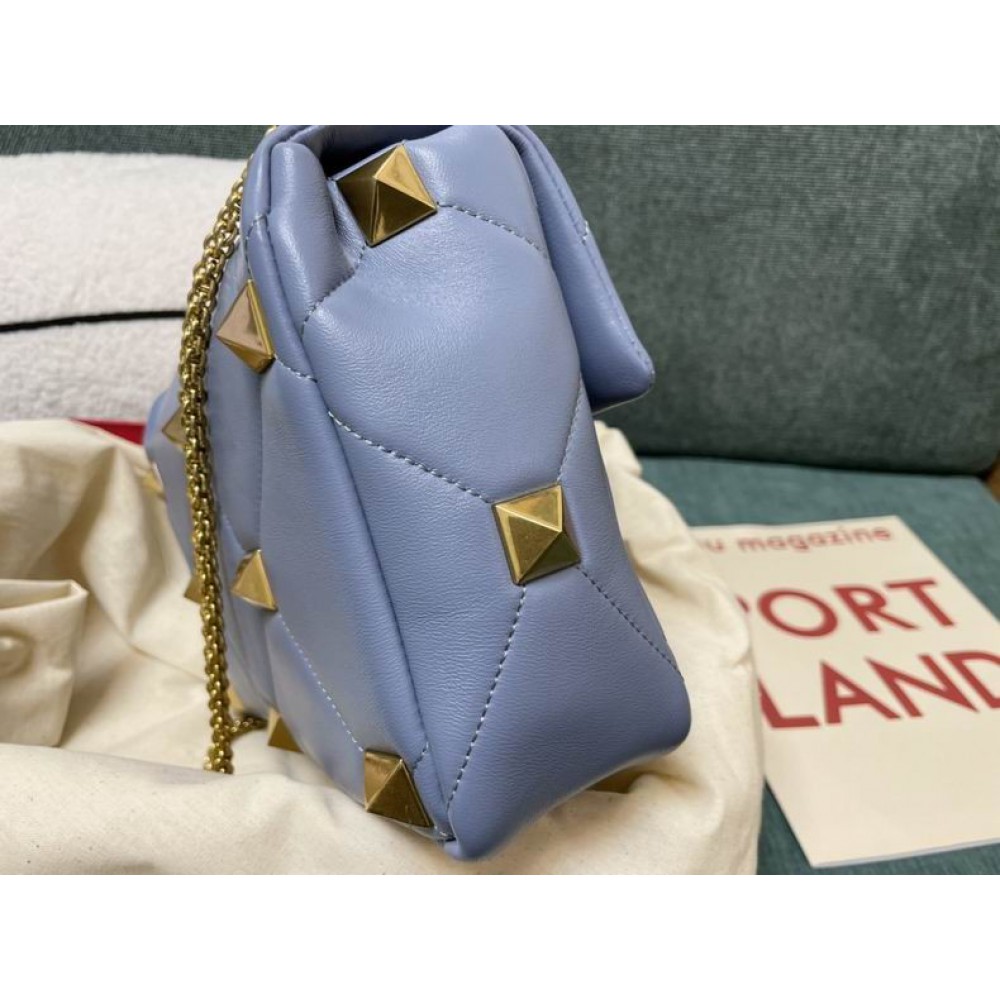 Valentino Roman stud bag 24x16cm  Bags