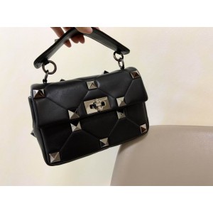 Valentino Roman stud bag 24x16cm  Bags