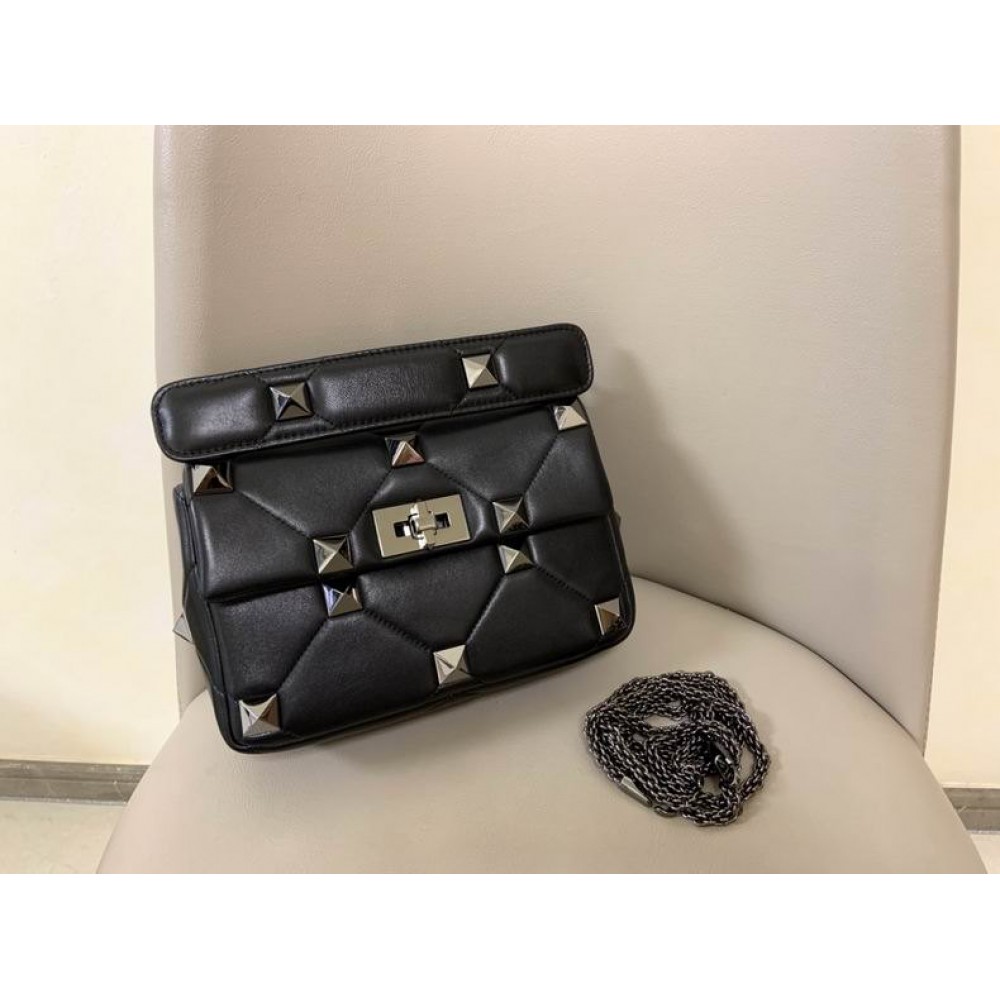 Valentino Roman stud bag 24x16cm  Bags