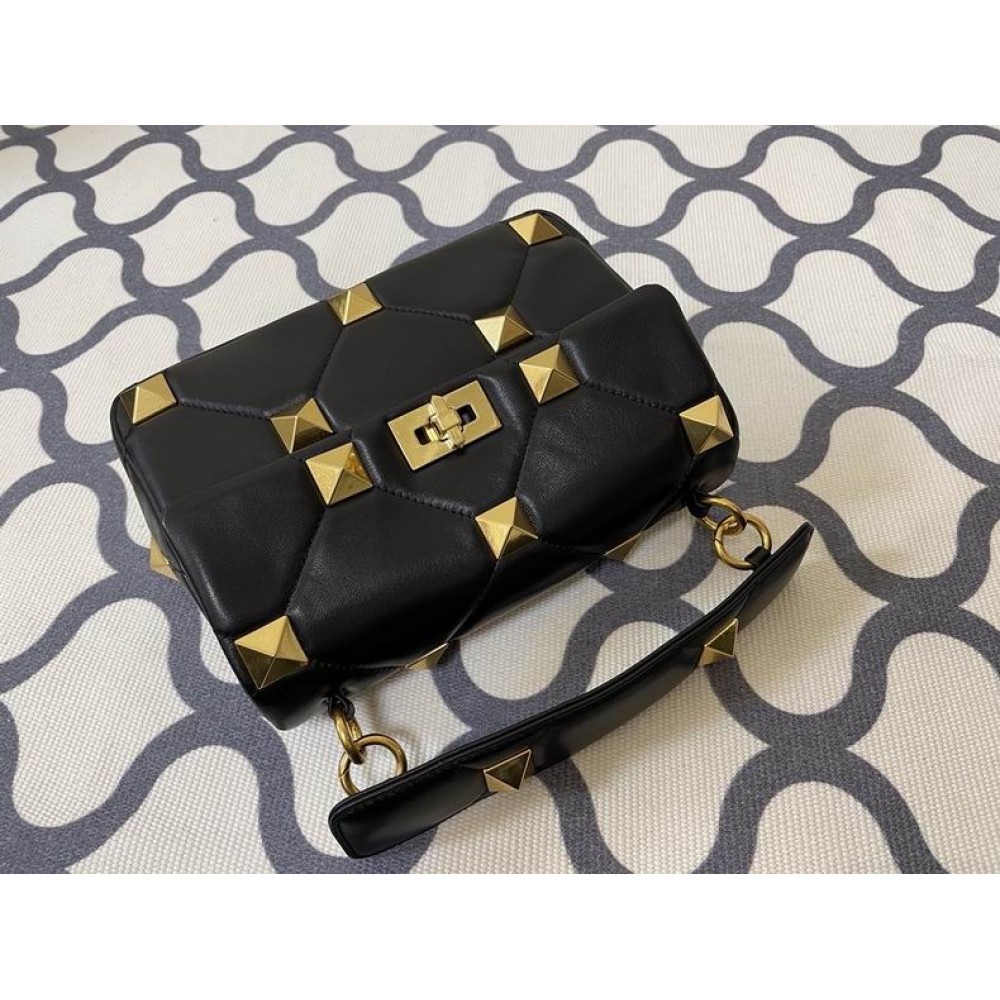 Valentino Roman stud bag 24x16cm  Bags