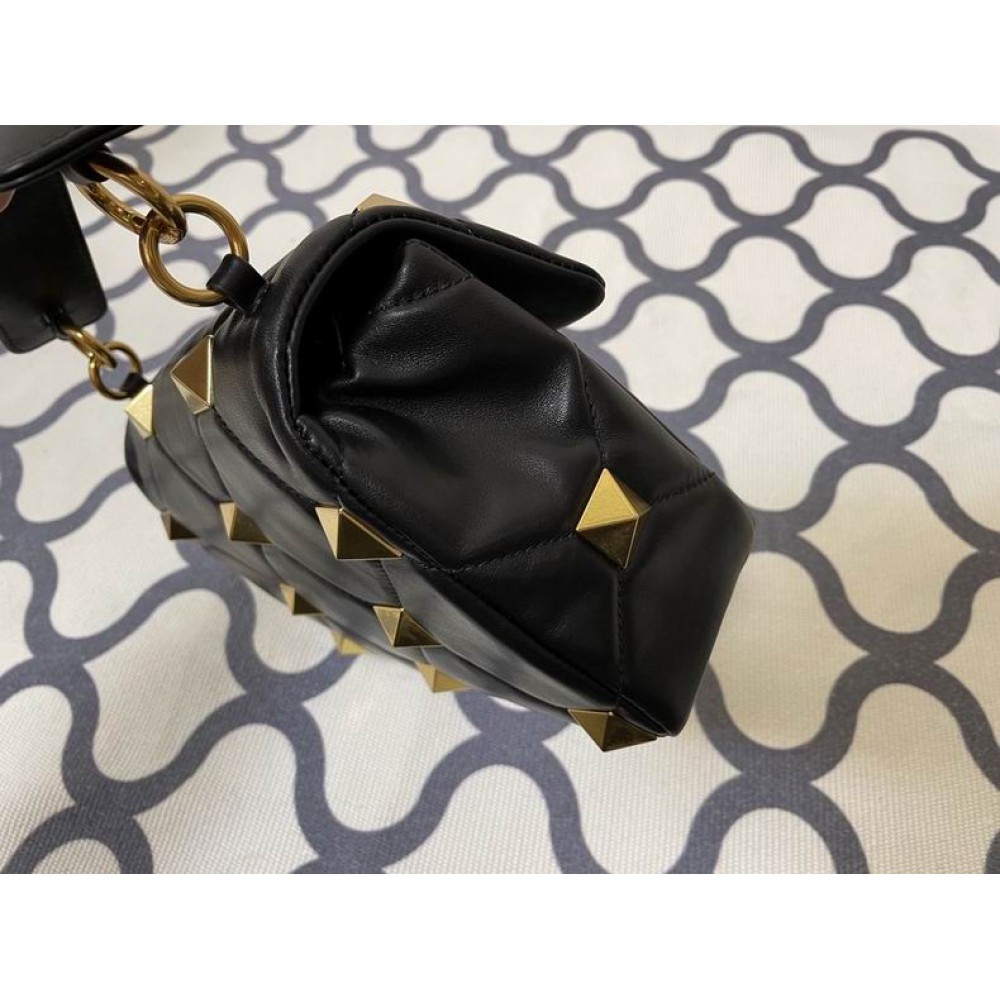 Valentino Roman stud bag 24x16cm  Bags