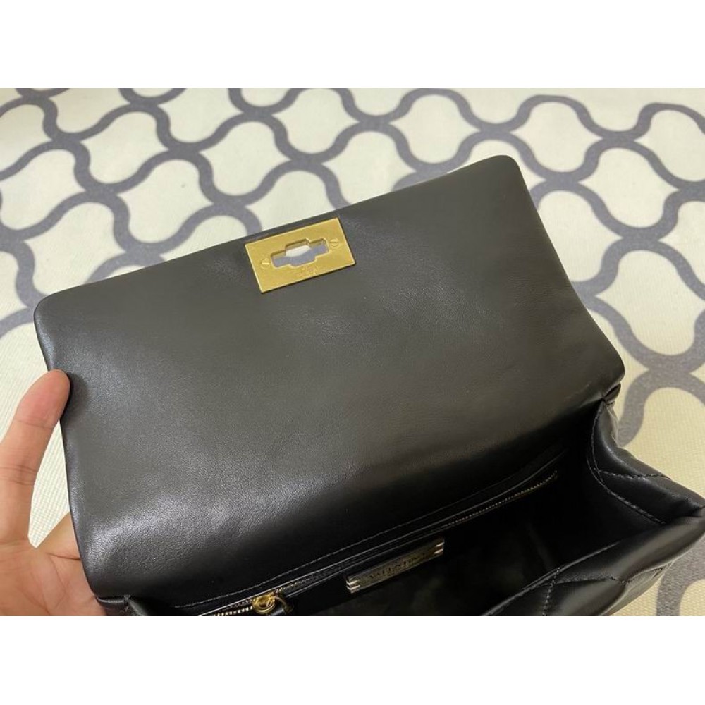 Valentino Roman stud bag 24x16cm  Bags