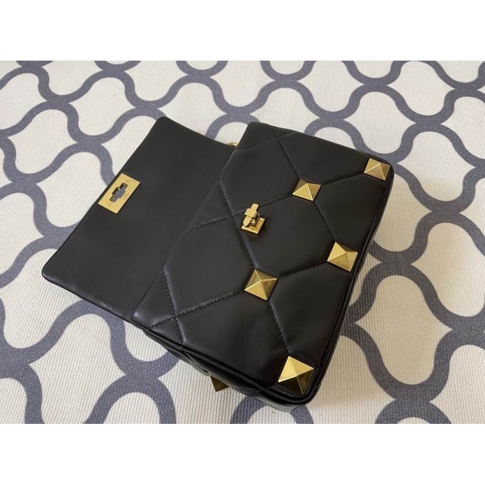 Valentino Roman stud bag 24x16cm  Bags
