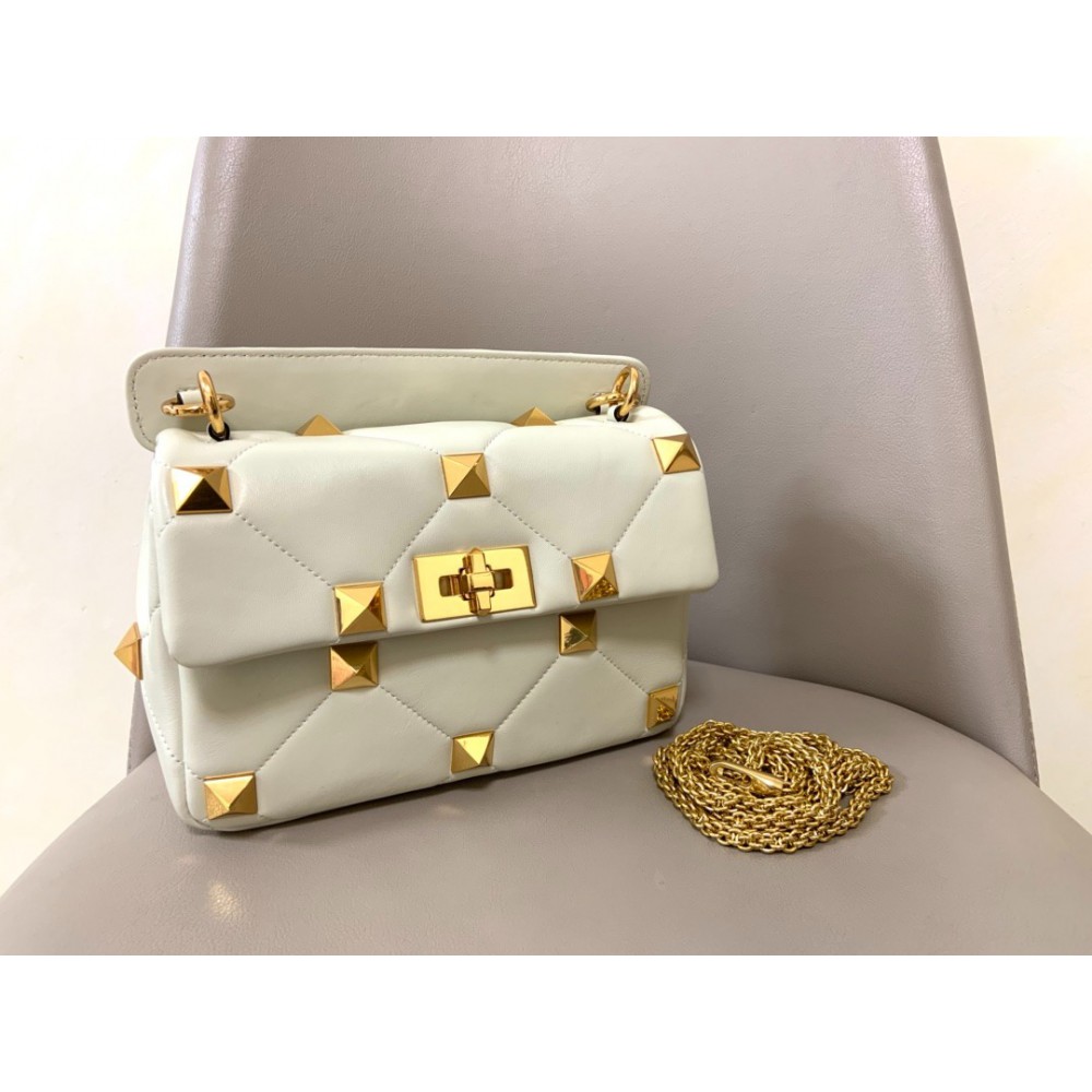 Valentino Roman stud bag 24x16cm  Bags
