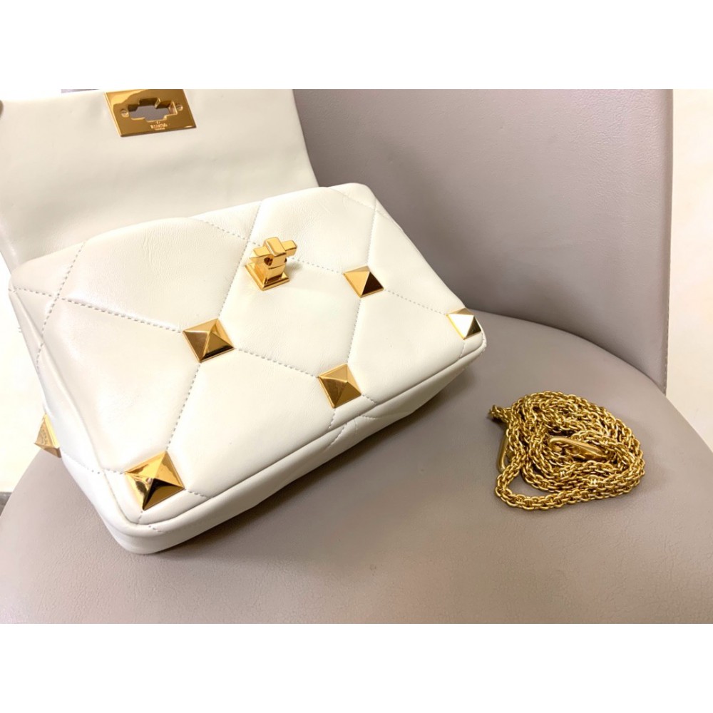 Valentino Roman stud bag 24x16cm  Bags