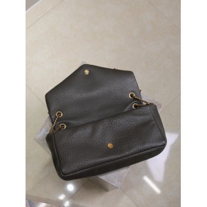 Ysl CALYPSO medium in grained lambskin 30 X 15 X 5–7.5 CM Bags