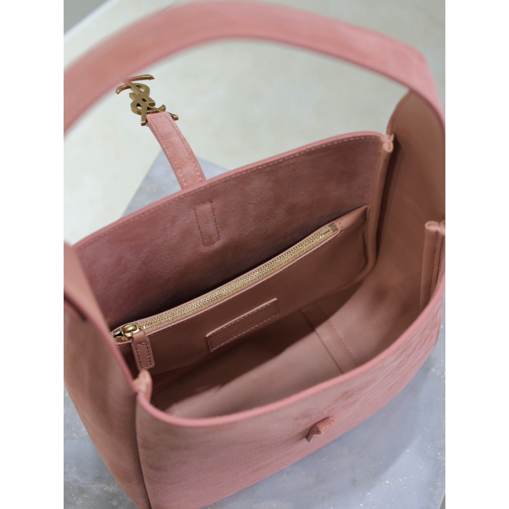 Ysl le 5 a 7 supple 22x22x10cm suede Bags