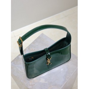 Ysl le 5 a 7 in pattent leather 23 x 16 x 6.5 CM Bags