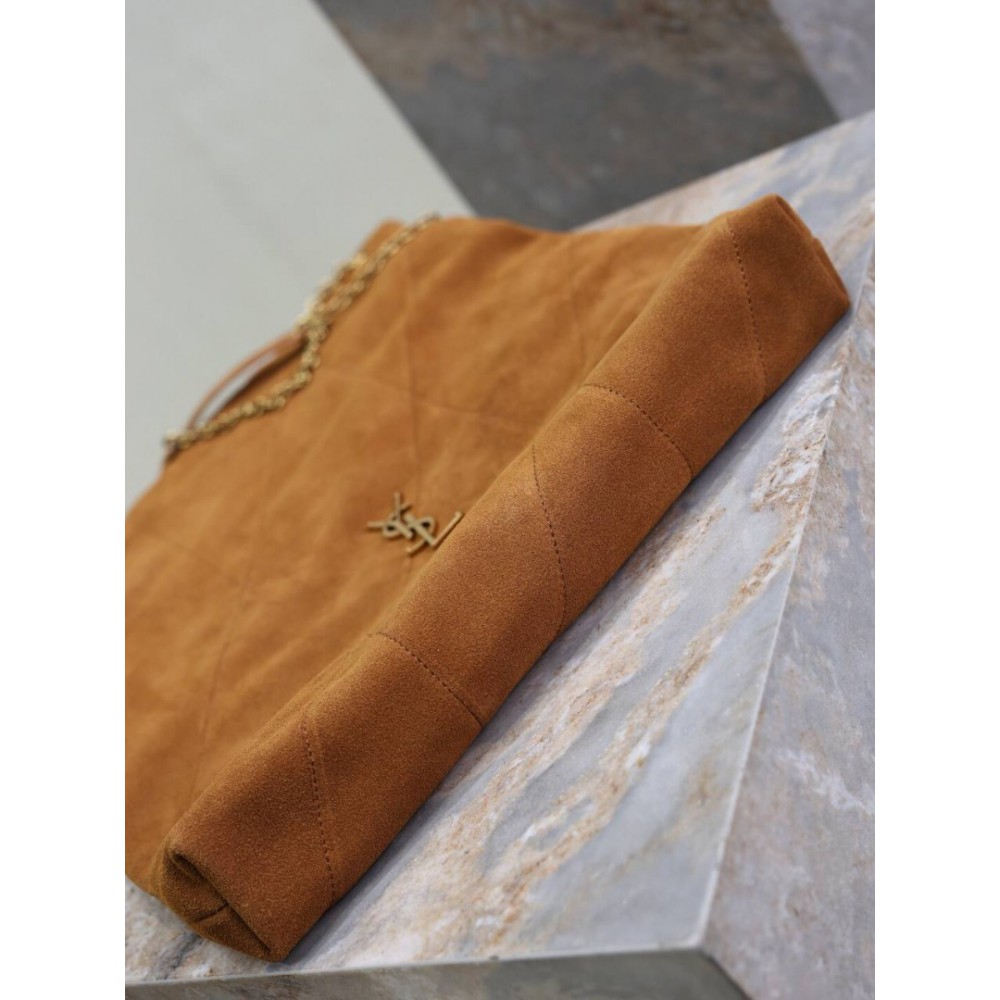 JAMIE 4.3 POCHON in lambskin 38 x 33 x 2 cm 