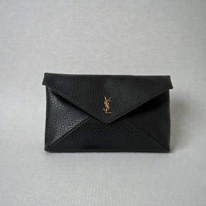Ysl CASSANDRE pouch on chain in lambskin  Bags