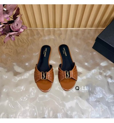 Ysl Babylone slides in smooth leather 36-42