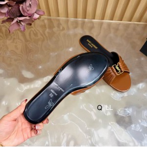 Ysl Babylone slides in smooth leather 36-42 Shoes