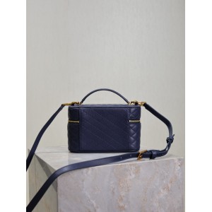 Ysl GABY vanity bag in lambskin 18 x 11 x 6.5 cm Bags