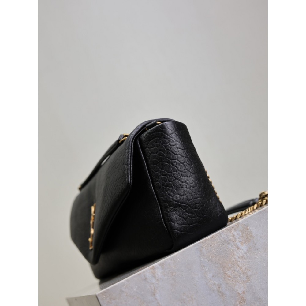 Ysl CALYPSO medium in grained lambskin 30 X 15 X 5–7.5 CM Bags