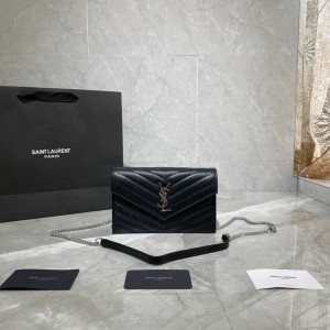 Ysl Envelope leather shoulder bag 19x11.5x4cm Bags