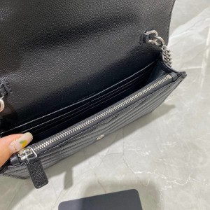 Ysl Envelope leather shoulder bag 19x11.5x4cm Bags