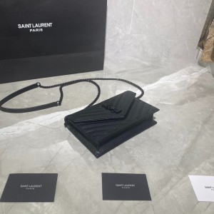 Ysl Envelope leather shoulder bag 19x11.5x4cm Bags