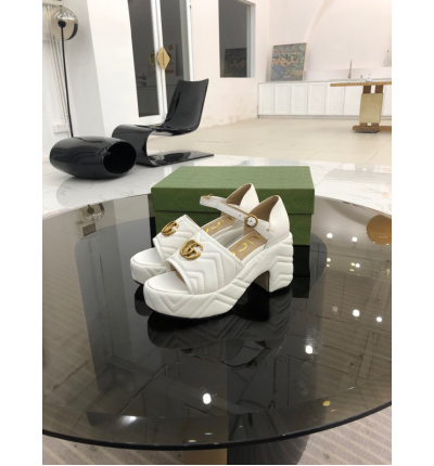 Gucci platforms mules 6.5