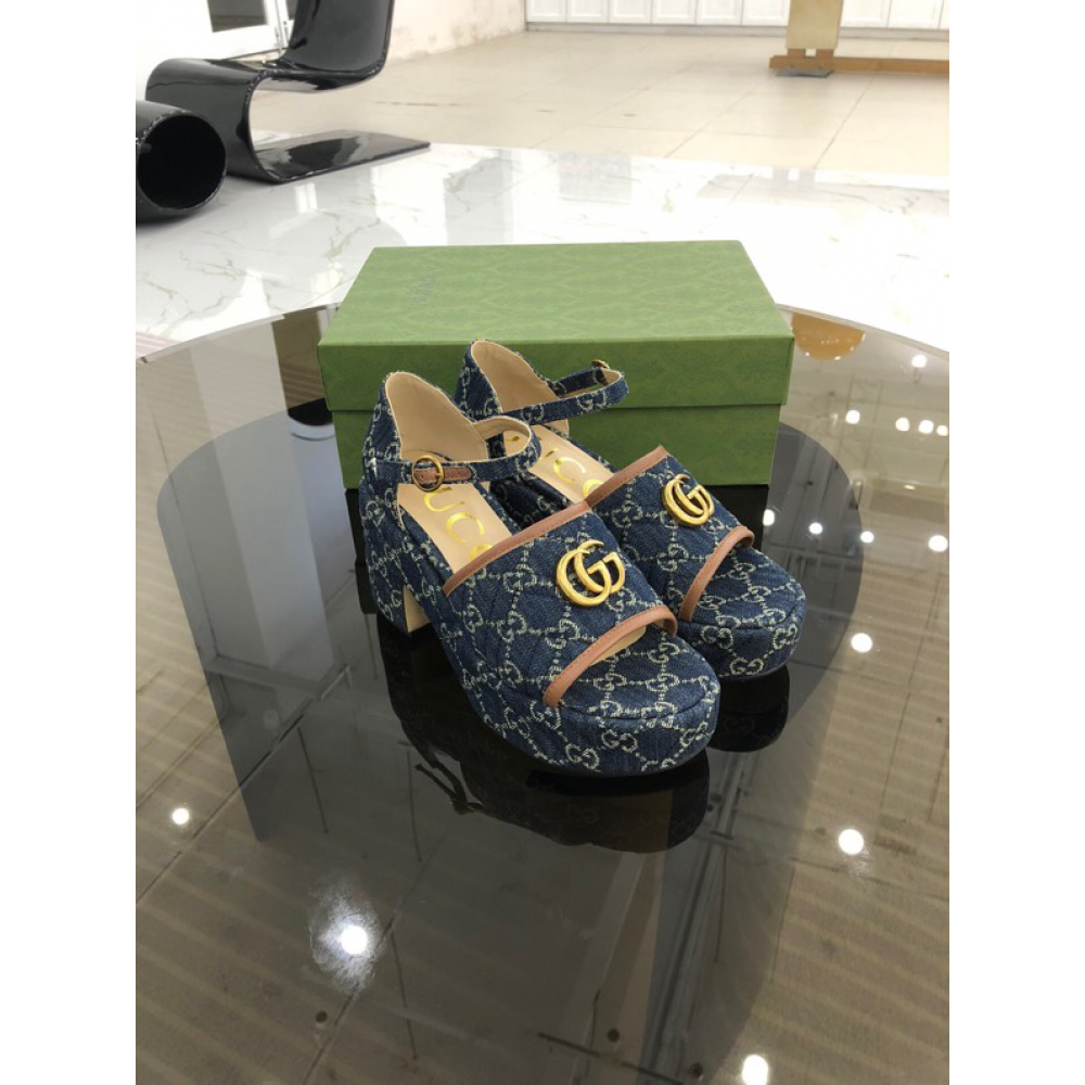 Gucci platforms mules 6.5 Shoes