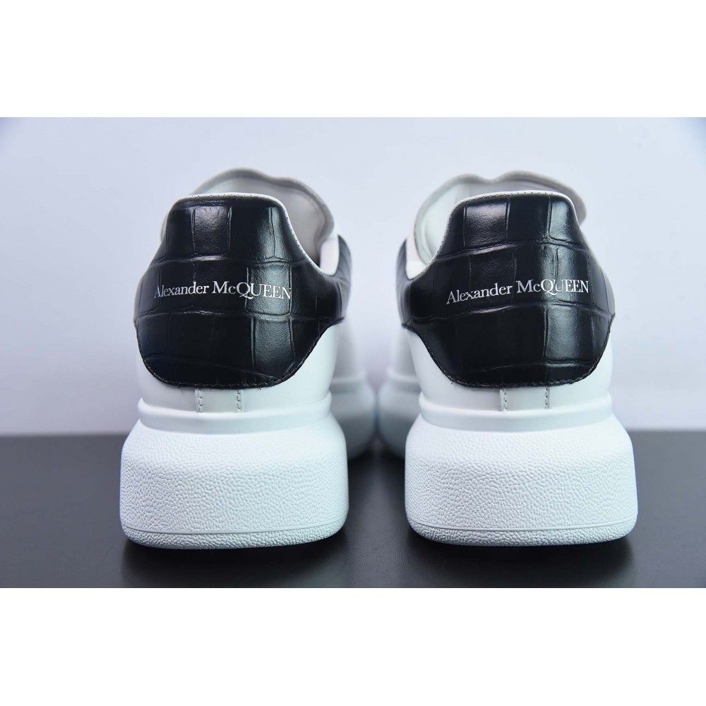 Alexander mcqueen croc effect black 36-46 Shoes