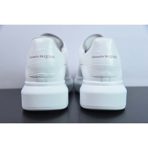 Alexander mcqueen croc effect grey 36-46 Shoes