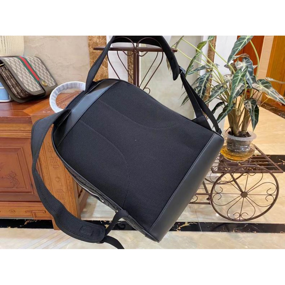 gucci backpack 31.5x41cm 2 colour . Bags