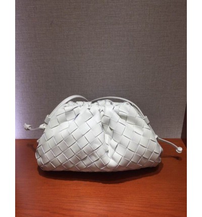 bottega veneta pouch strap 22x12cm