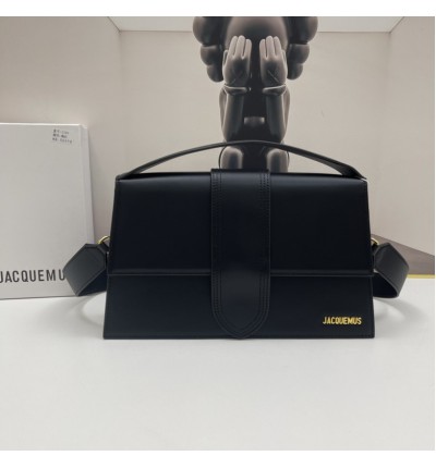 jacquemus le bambinou 34x20 cm