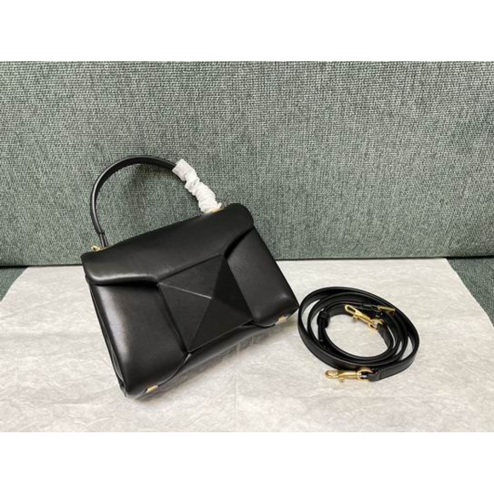 valentino 20x13cm black gold-total black available Bags