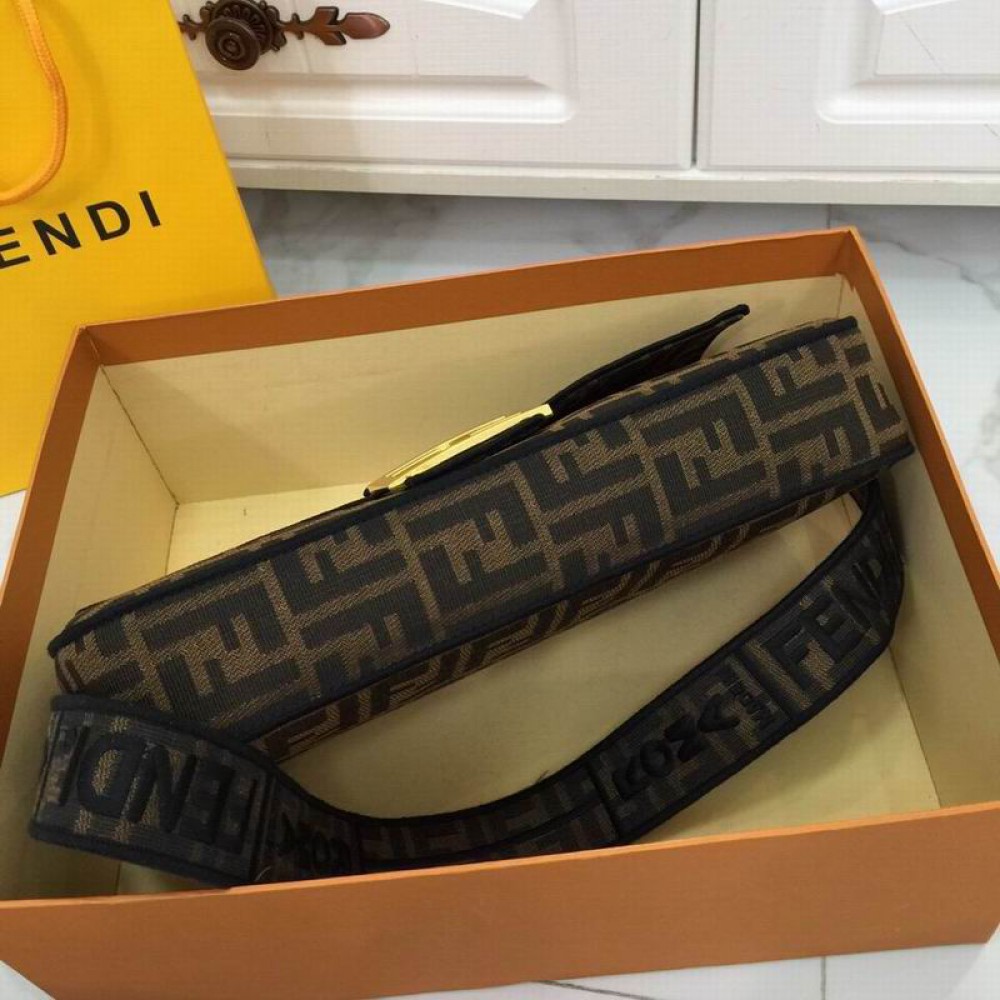 fendi baguette 33x14cm large classic Bags