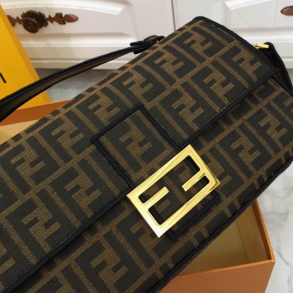fendi baguette 33x14cm large classic Bags
