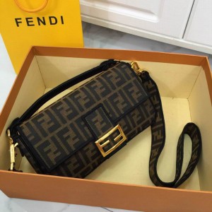 fendi baguette 27x15cm classic regular Bags