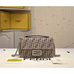 Fendi Baguette 24x14.5x7cm chain Bags