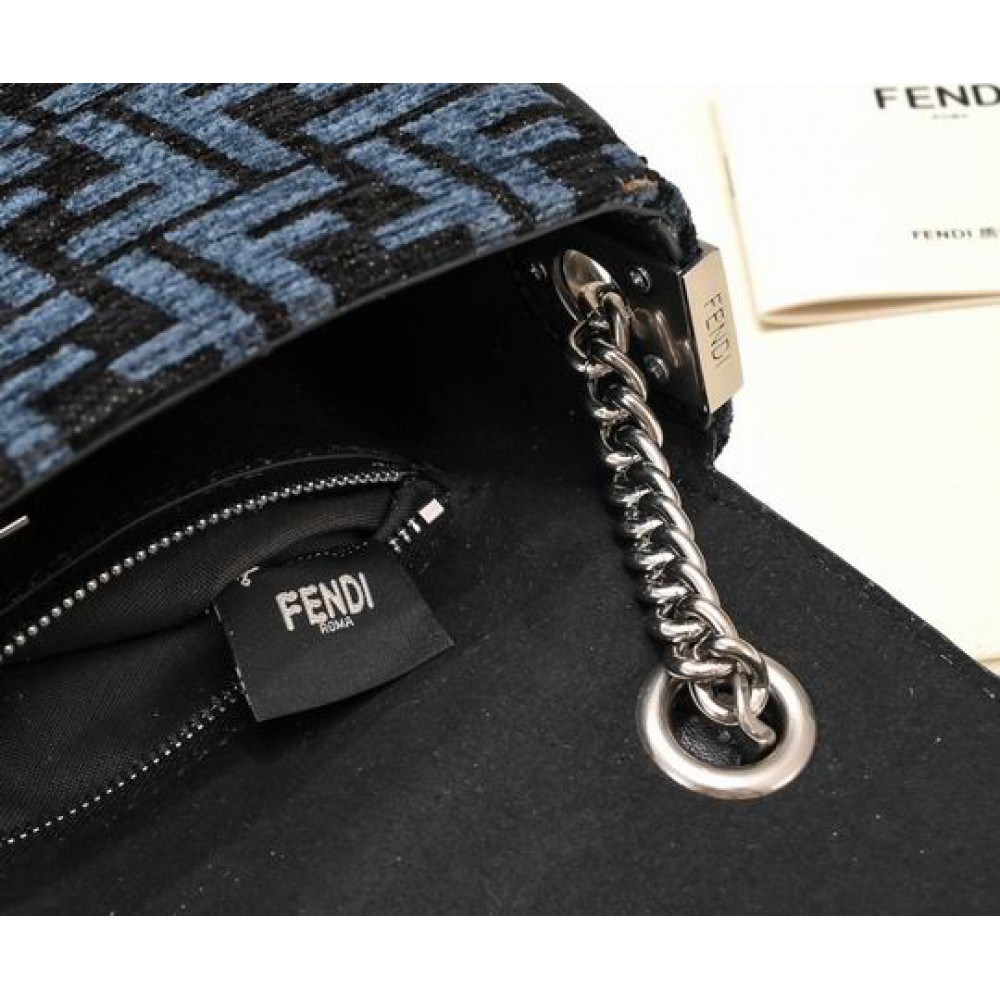 Fendi Baguette 24x14.5x7cm chain Bags