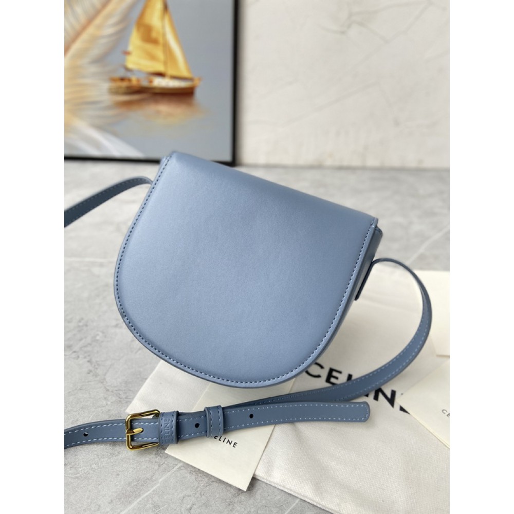 celine triomphe 16x16cm 