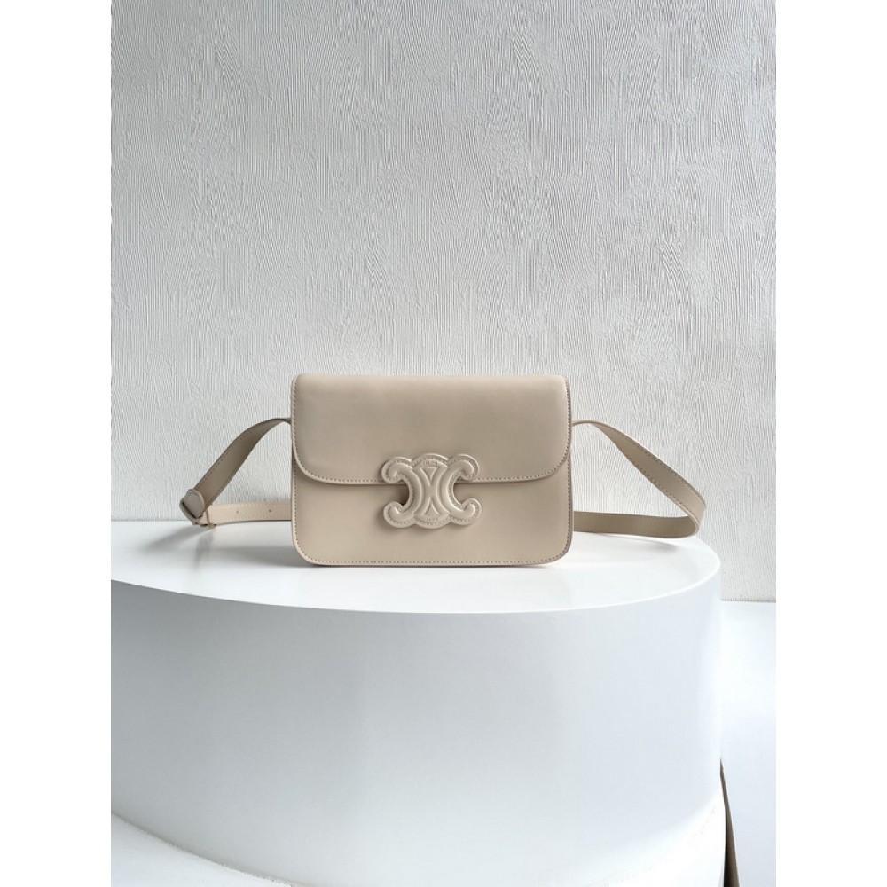 celine TRIOMPHE 22CM 