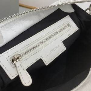 BALENCIAGA NEO CAGOLE 25.9X17.8X11.4cm WHITE Bags