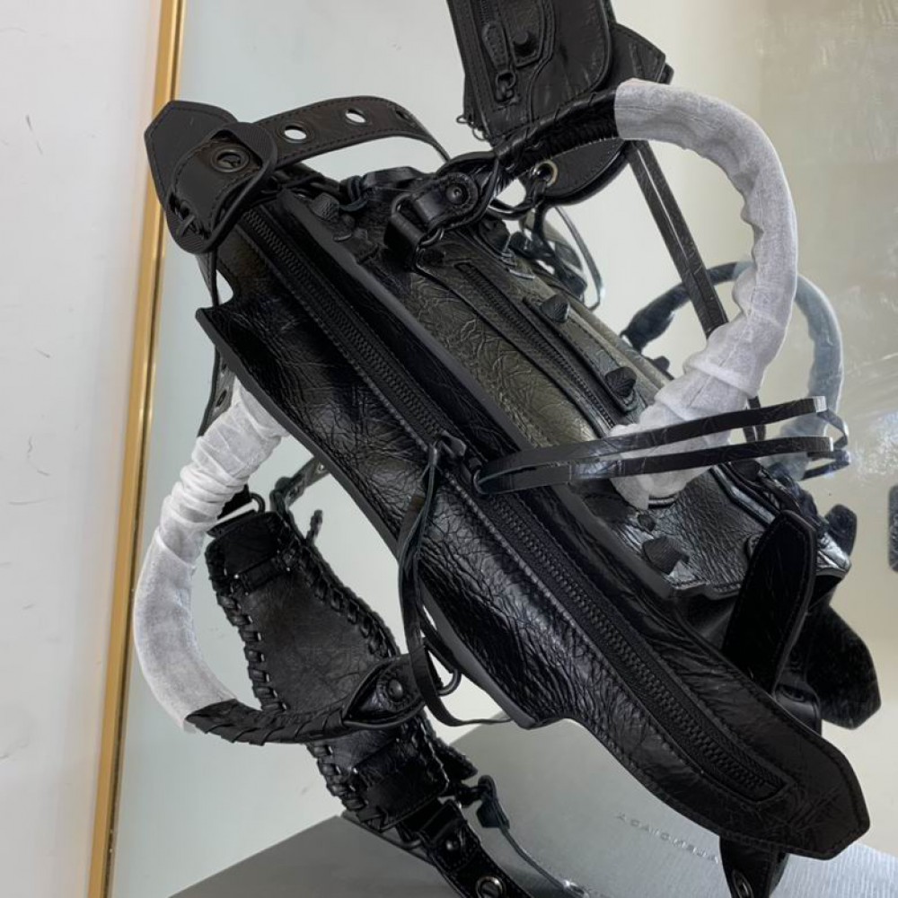 BALENCIAGA NEO CAGOLE 25.9X17.8X11.4cm BLACK TOTAL Bags