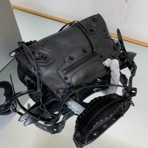 BALENCIAGA NEO CAGOLE 25.9X17.8X11.4cm BLACK TOTAL Bags